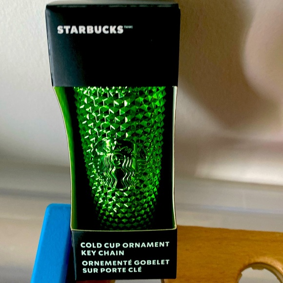 2023 Starbucks Holiday Cold Cup Ornament Keychain- BNWT - Picture 1 of 7